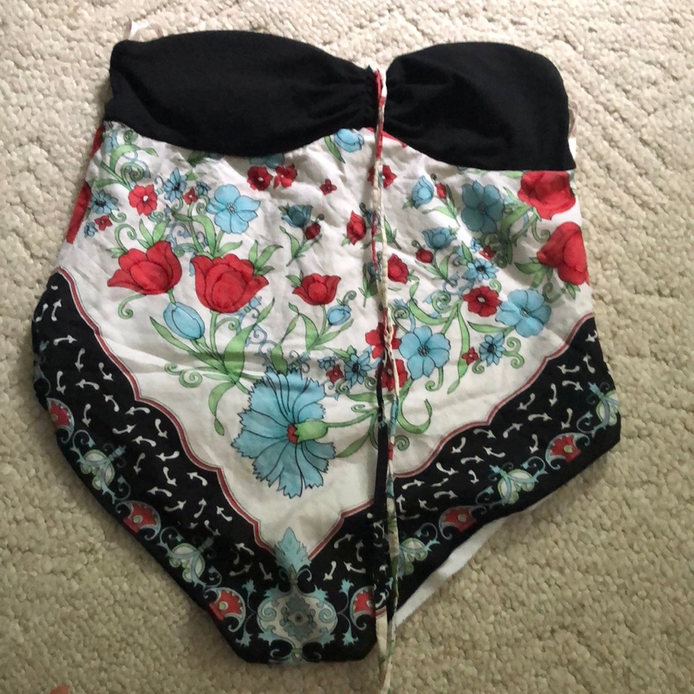 Womens Candies top